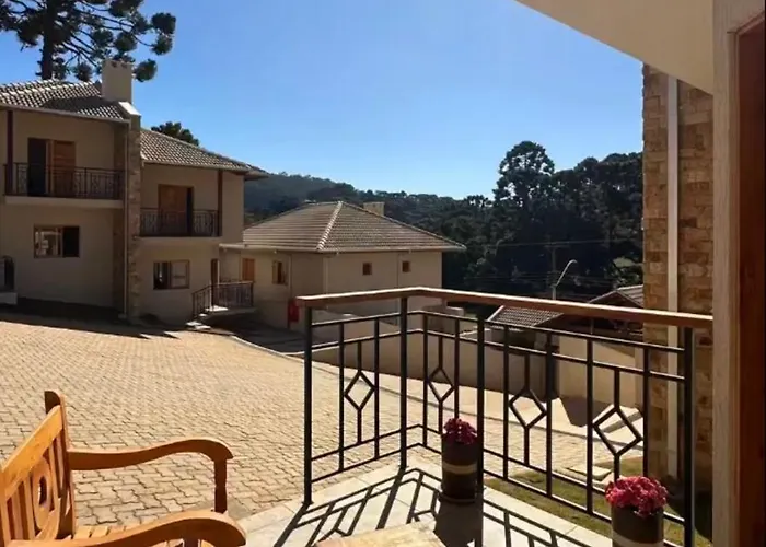 Chales Condominio Villagio Roda Dagua